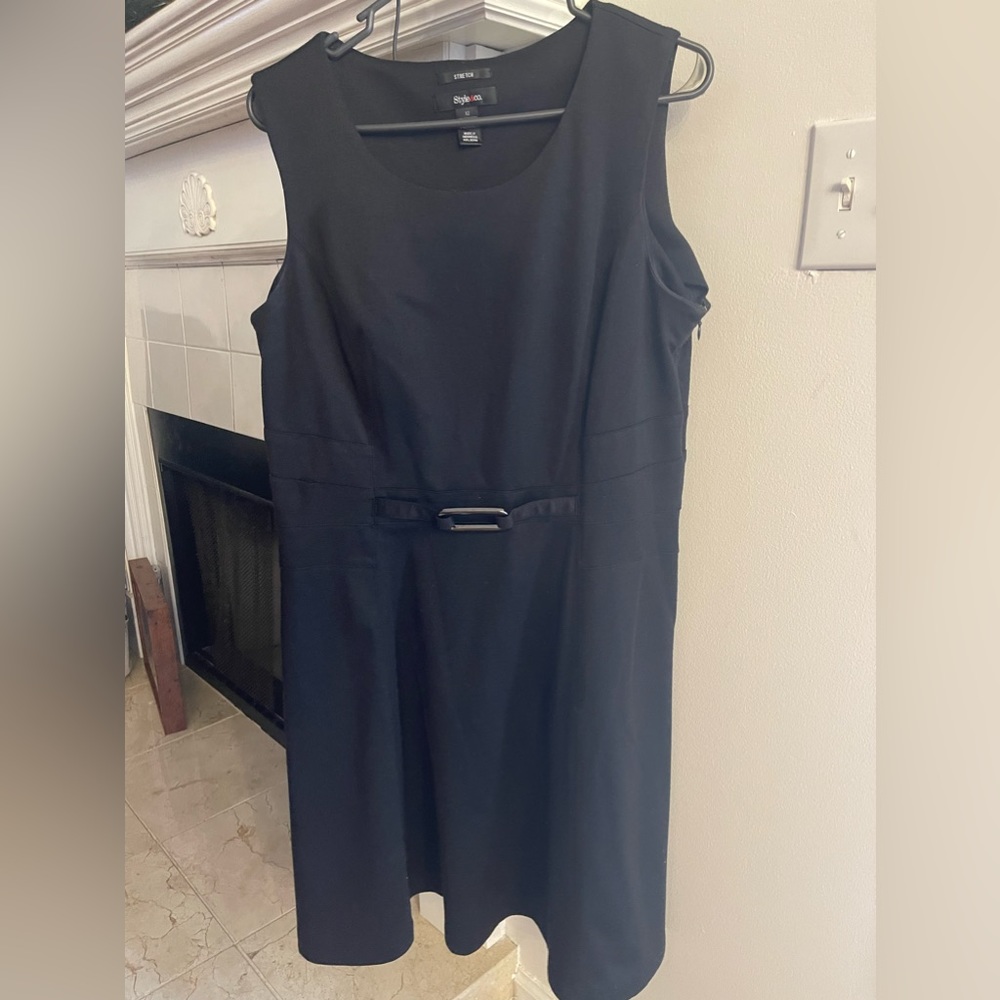 Sleeves black knit dress